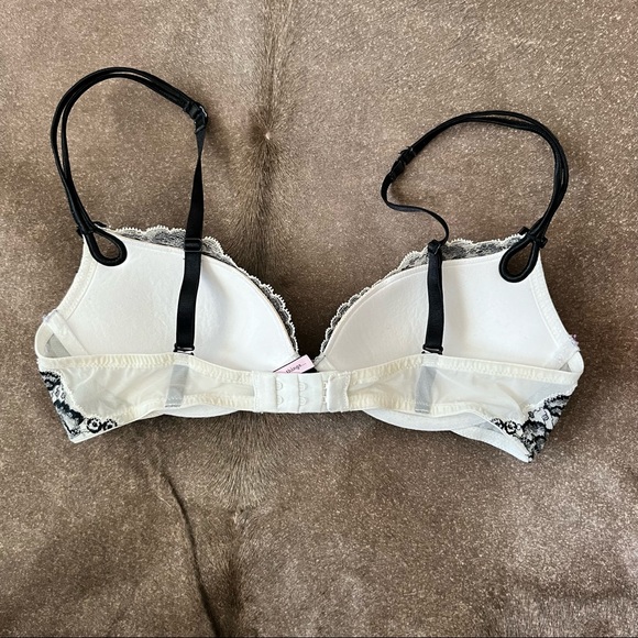 Victoria's Secret Sexy Little Thing Underwire Lace Overlay Bra - Picture 3 of 4